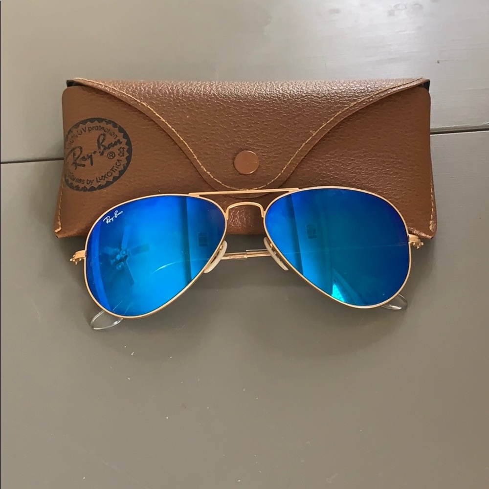 Aviator Ray-Bans (Blue)